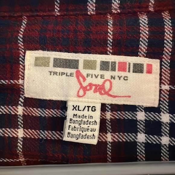 Mint condition men’s plaid shirt in burgundy - Picture 3 of 6